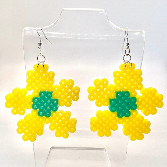 Large Flower Earrings - Summer Earrings - Spring Earrings - Perler Earrings - Picture 1 of 8